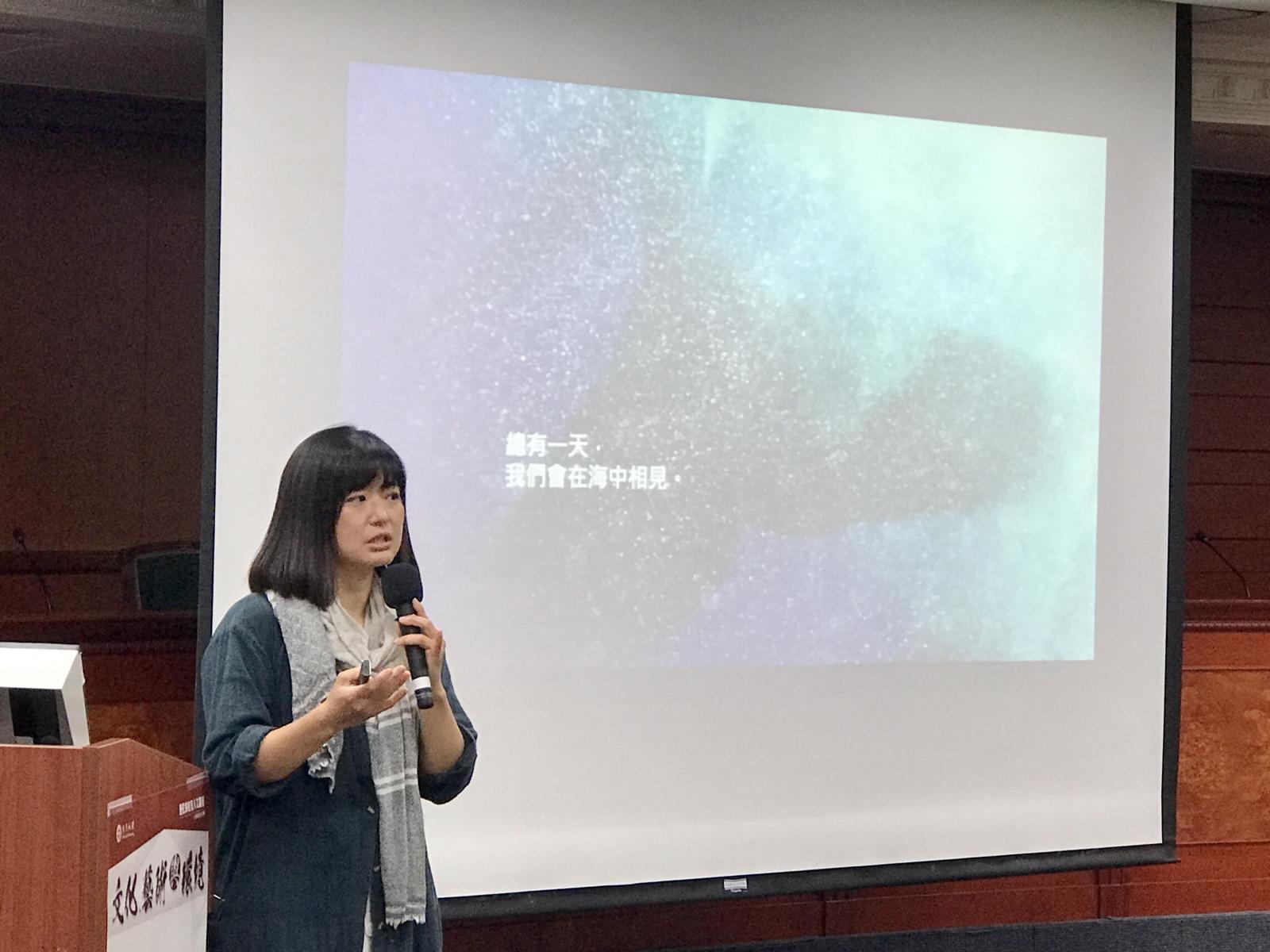 文學作家張卉君為東吳學生開講